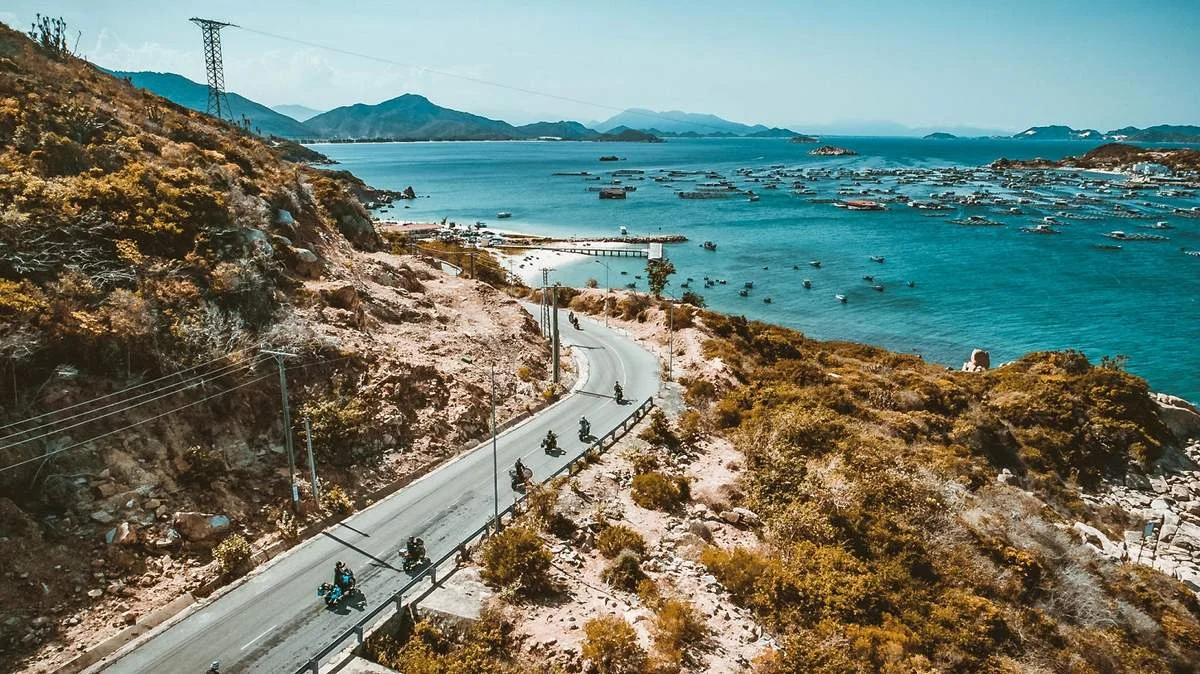 TOUR BÌNH TIÊN