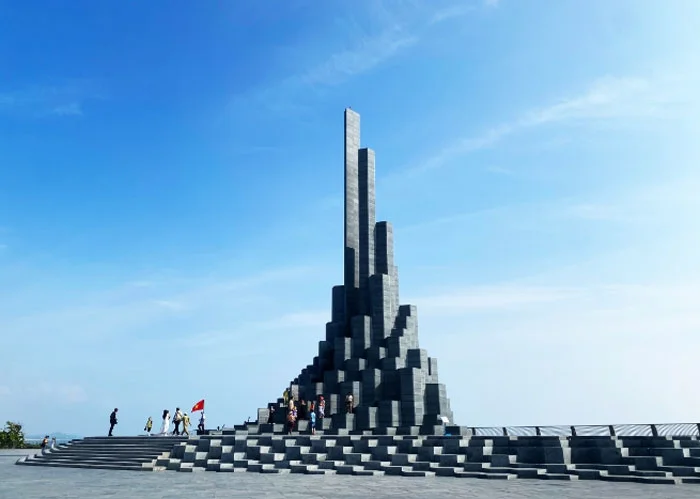 TOUR PHÚ YÊN